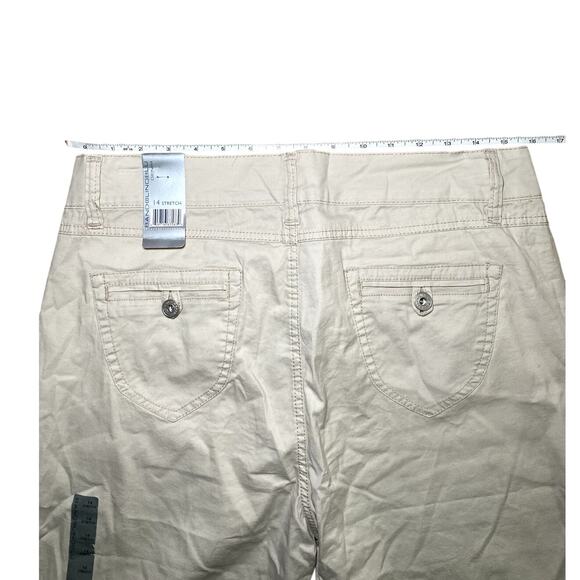 Bandolino Blu - Ivory Stretch Bermuda Shorts - Size 14 - Picture 6 of 12